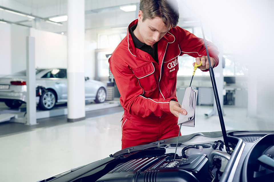 Complimentary Audi Care When You Buy or Lease a New